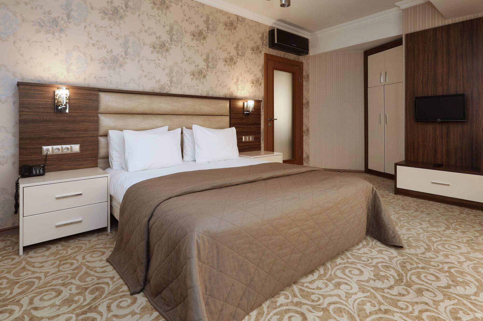 Hotel Balturk House 3*